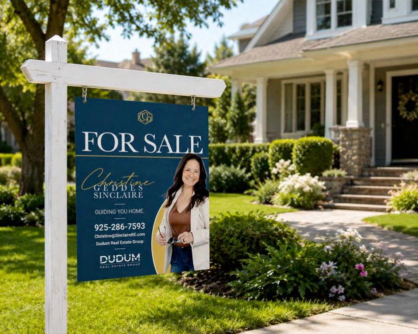 Property signage / The identity in a residential setting.
